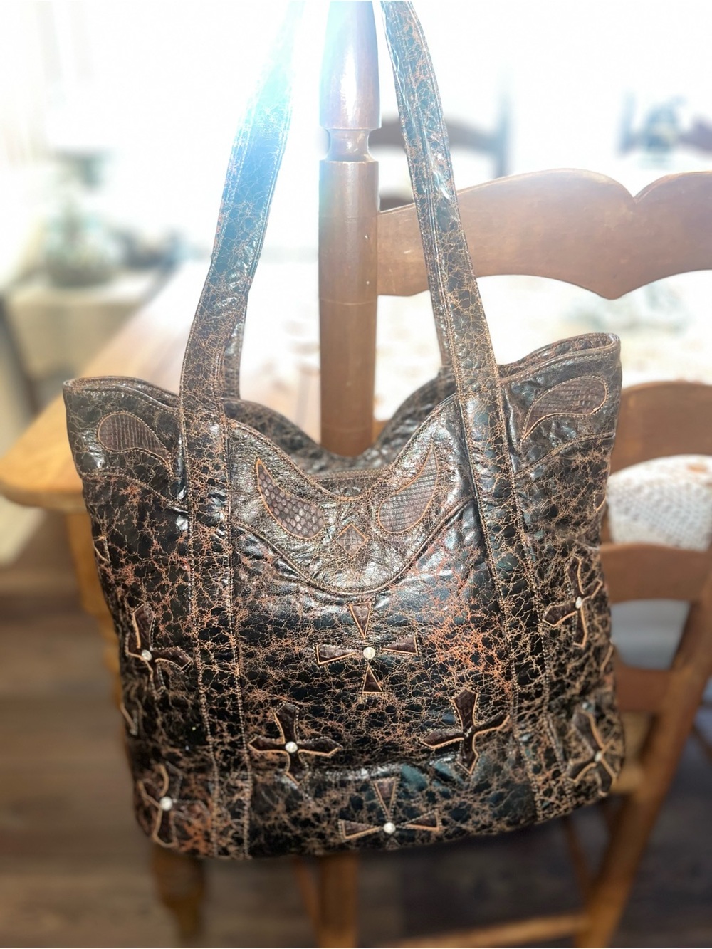 Corral Women’s Distressed Brown Leather Tote Bag with Cross Accent - Picture 5 of 12